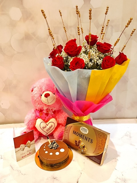 Buy Flowers, cake and chocolates Combo Online Arabian Flora