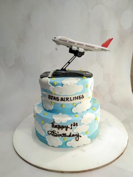 Aeroplane Cake - DP Saini Florist