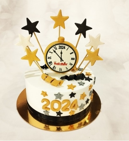 Alice in Wonderland Clock Cake - Amazing Cake Ideas